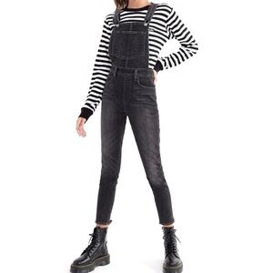 Levis Premium Skinny Overalls